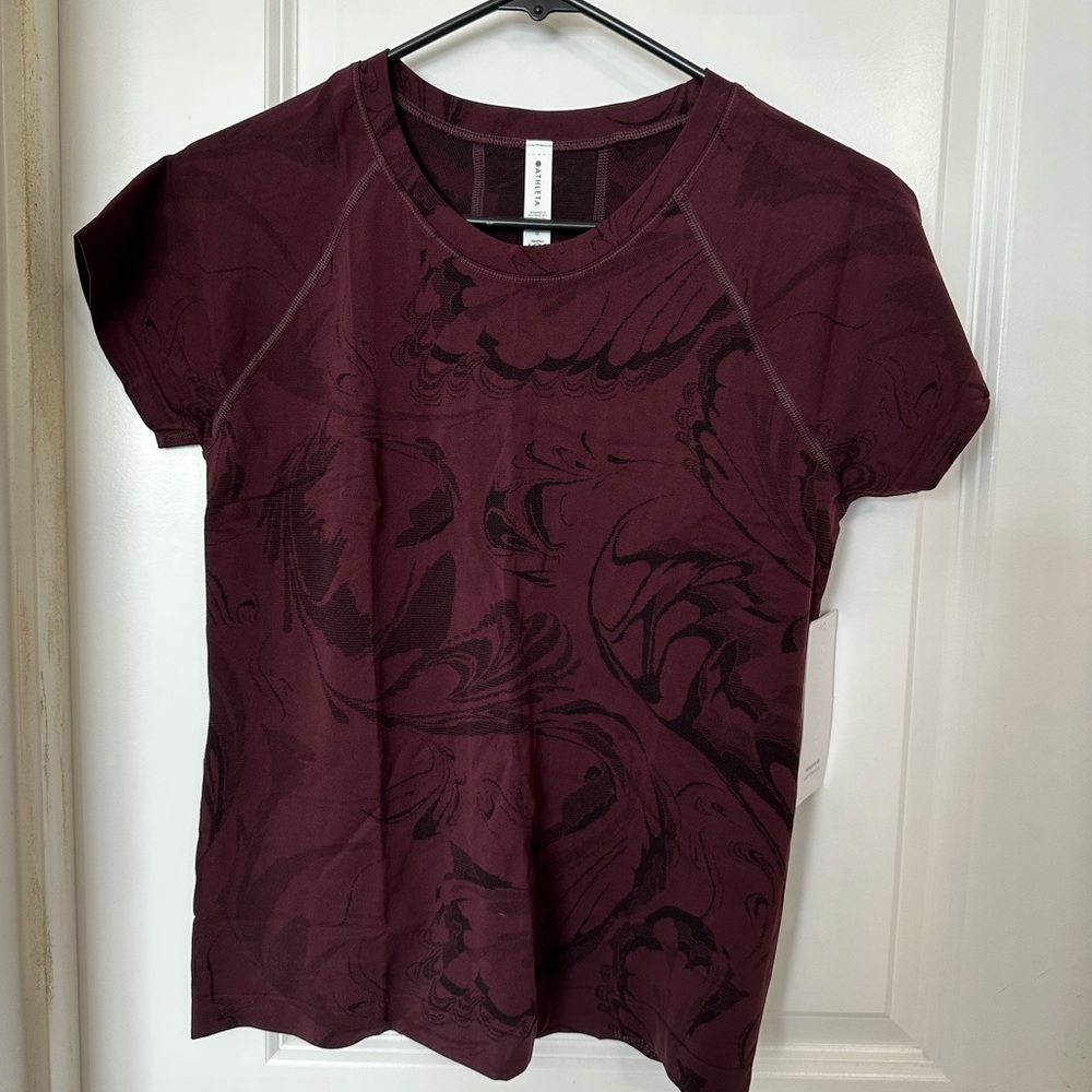 NWT Athleta Momentum T-Shirt